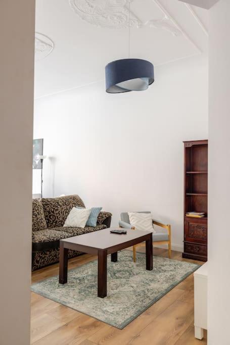 Apartament Rozeta Centrum 6Os Legnica Exterior foto